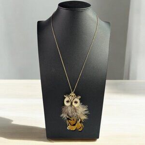 Gold Tone Chain Necklace Feathers Owl Pendant 20 inches
